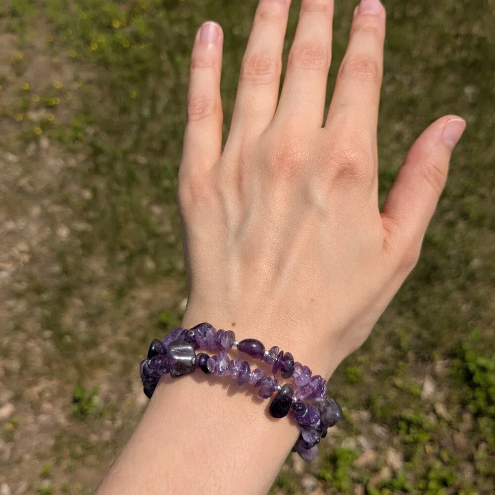 Natural Purple Amethyst Crystal Gemstone Bracelet - Picture 12 of 14